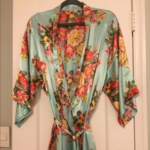 Bridesmaid Robe in Turquoise Floral Print